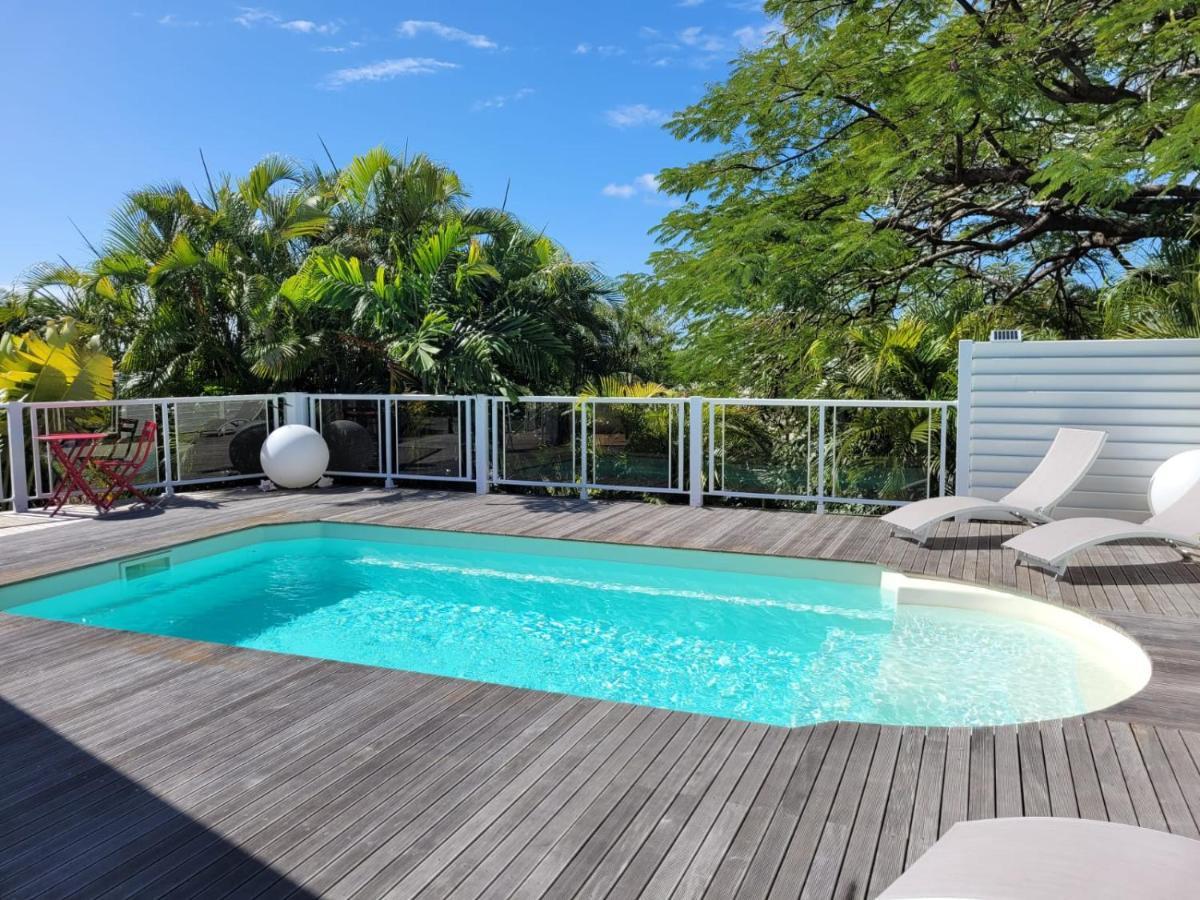 Villa Ste Marthe Avec Piscine, Grande Terrasse, Jardin Intime Et Citerne D'Eau Сен-Франсуа Екстер'єр фото