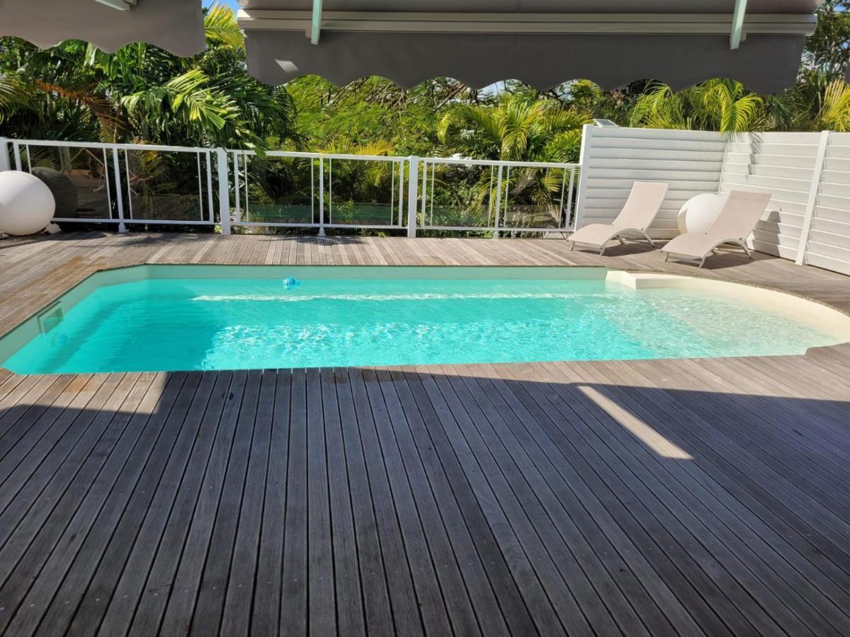 Villa Ste Marthe Avec Piscine, Grande Terrasse, Jardin Intime Et Citerne D'Eau Сен-Франсуа Екстер'єр фото
