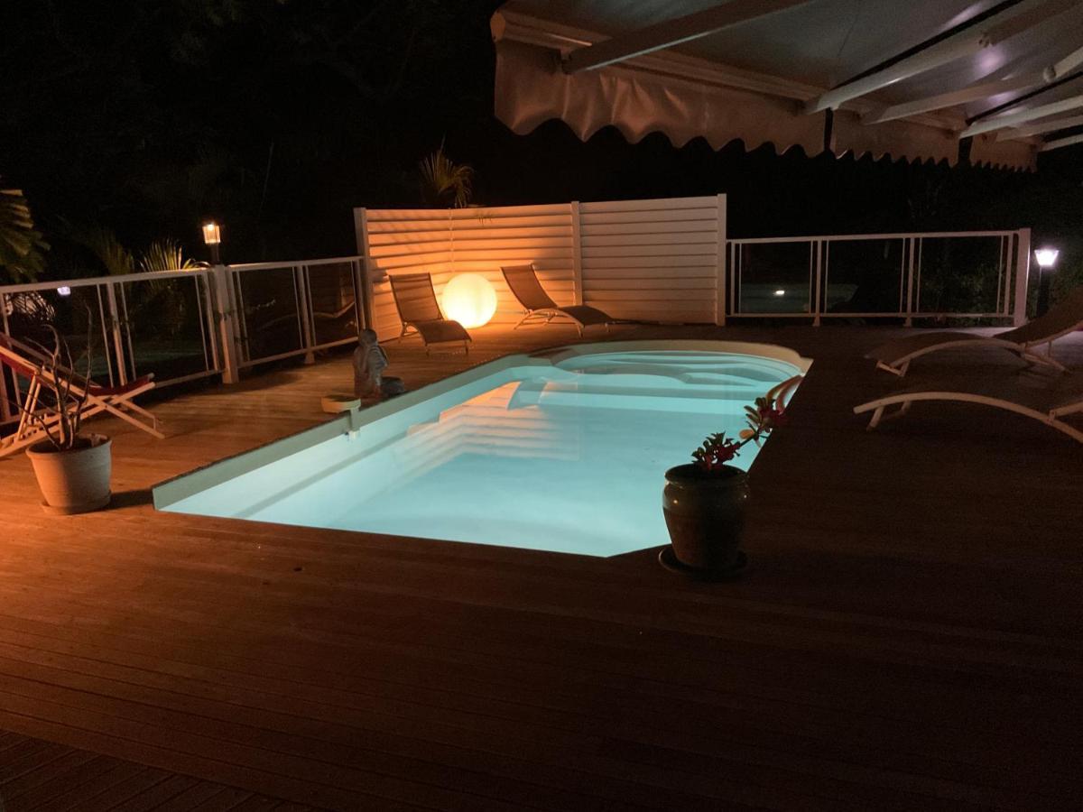 Villa Ste Marthe Avec Piscine, Grande Terrasse, Jardin Intime Et Citerne D'Eau Сен-Франсуа Екстер'єр фото